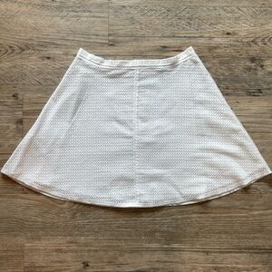 Elegant White BCBG Flowy Skirt, Medium